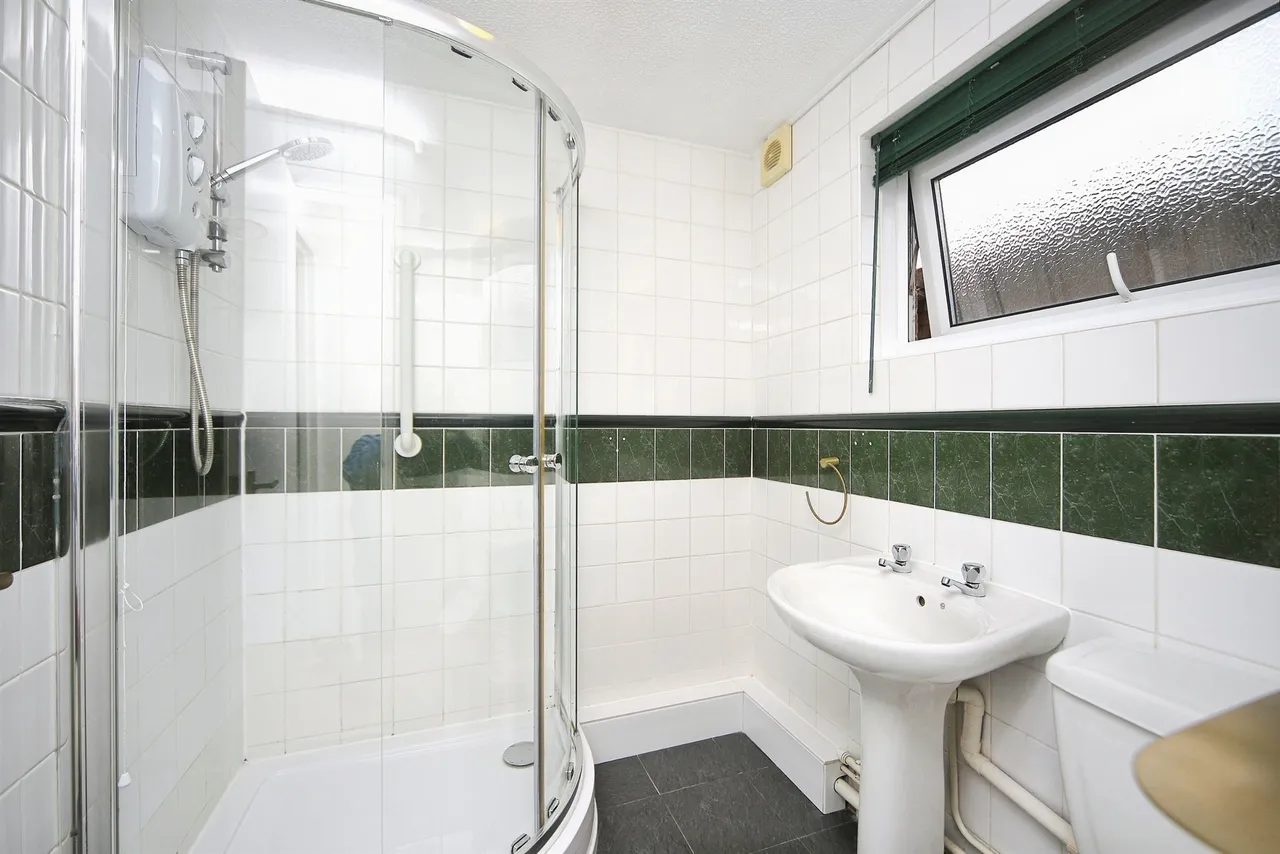 Allington Close, Taunton, TA1, photo 4