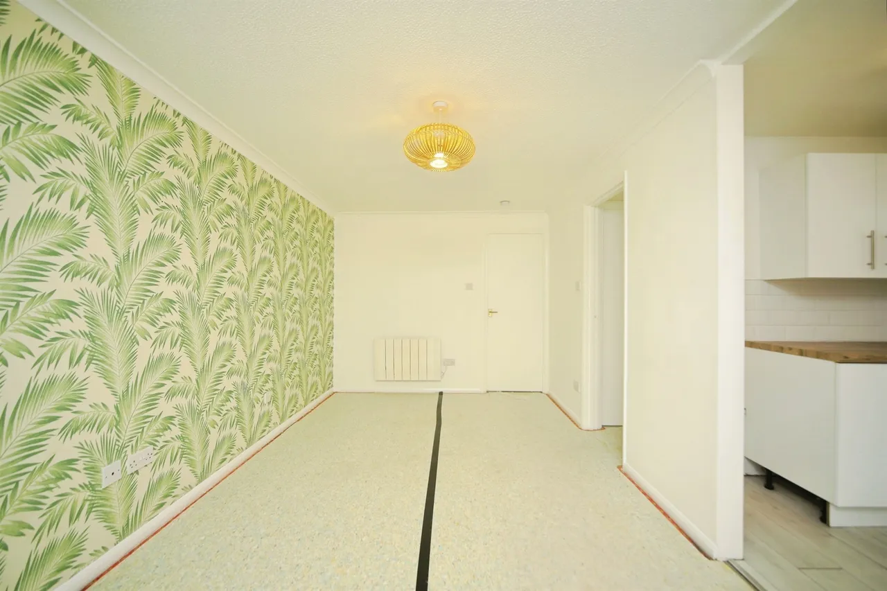Allington Close, Taunton, TA1, photo 6
