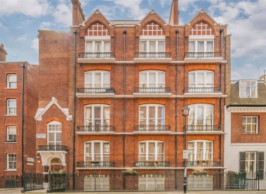 1 bed flat for sale, Porter Street, Marylebone, W1U