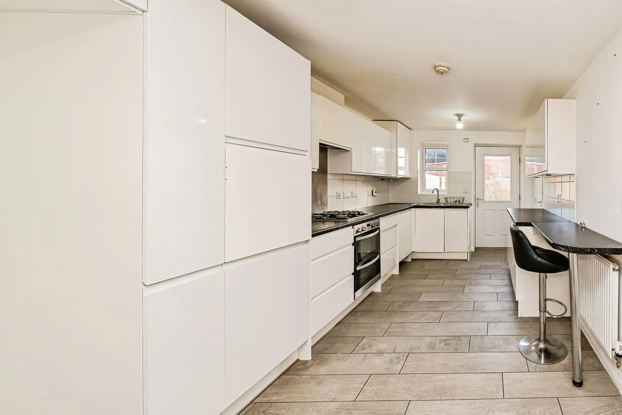 Tyson Road, Aylesbury, HP18, photo 12
