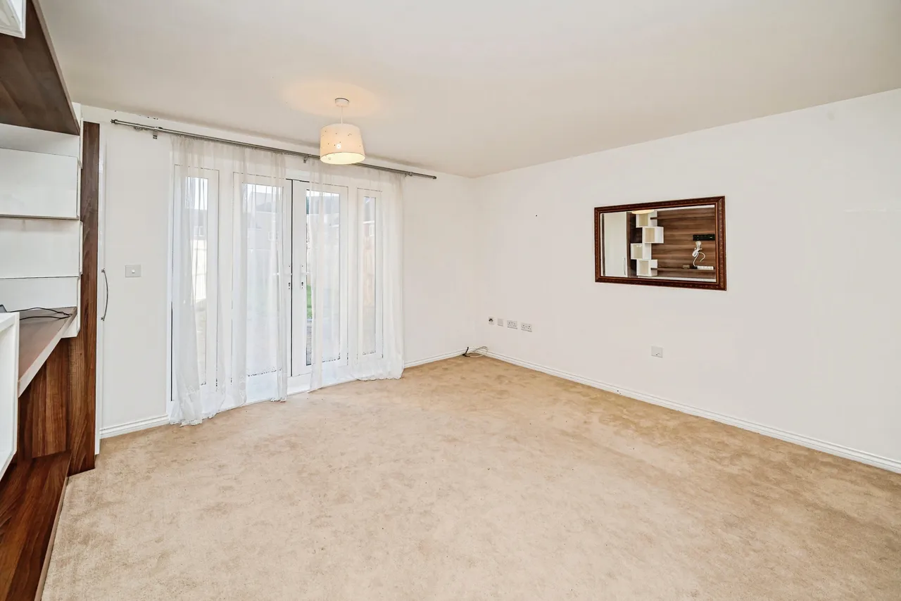 Tyson Road, Aylesbury, HP18, photo 3