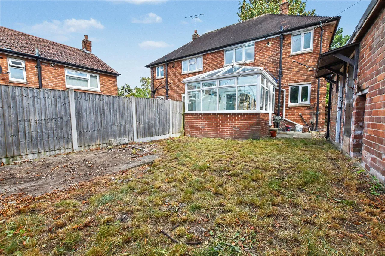Manor Road, Churwell, LS27, photo 10