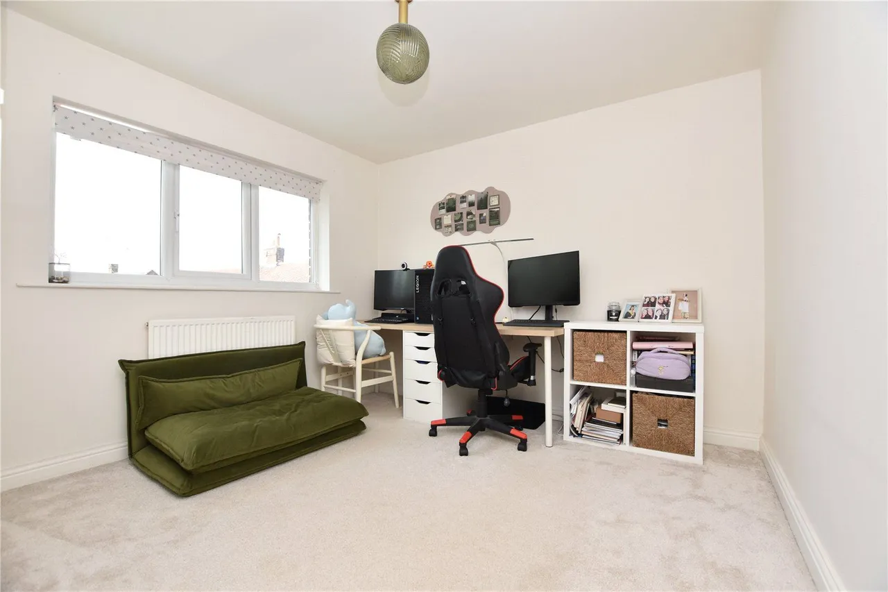 Manor Road, Churwell, LS27, photo 7