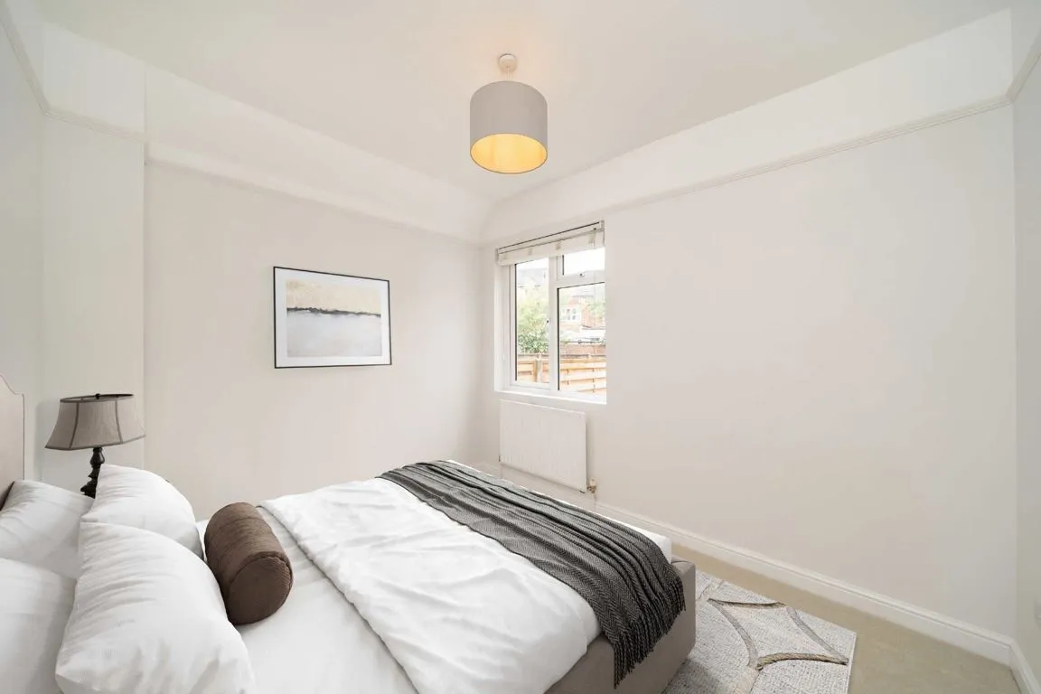 Strathville Road, SW18, photo 6