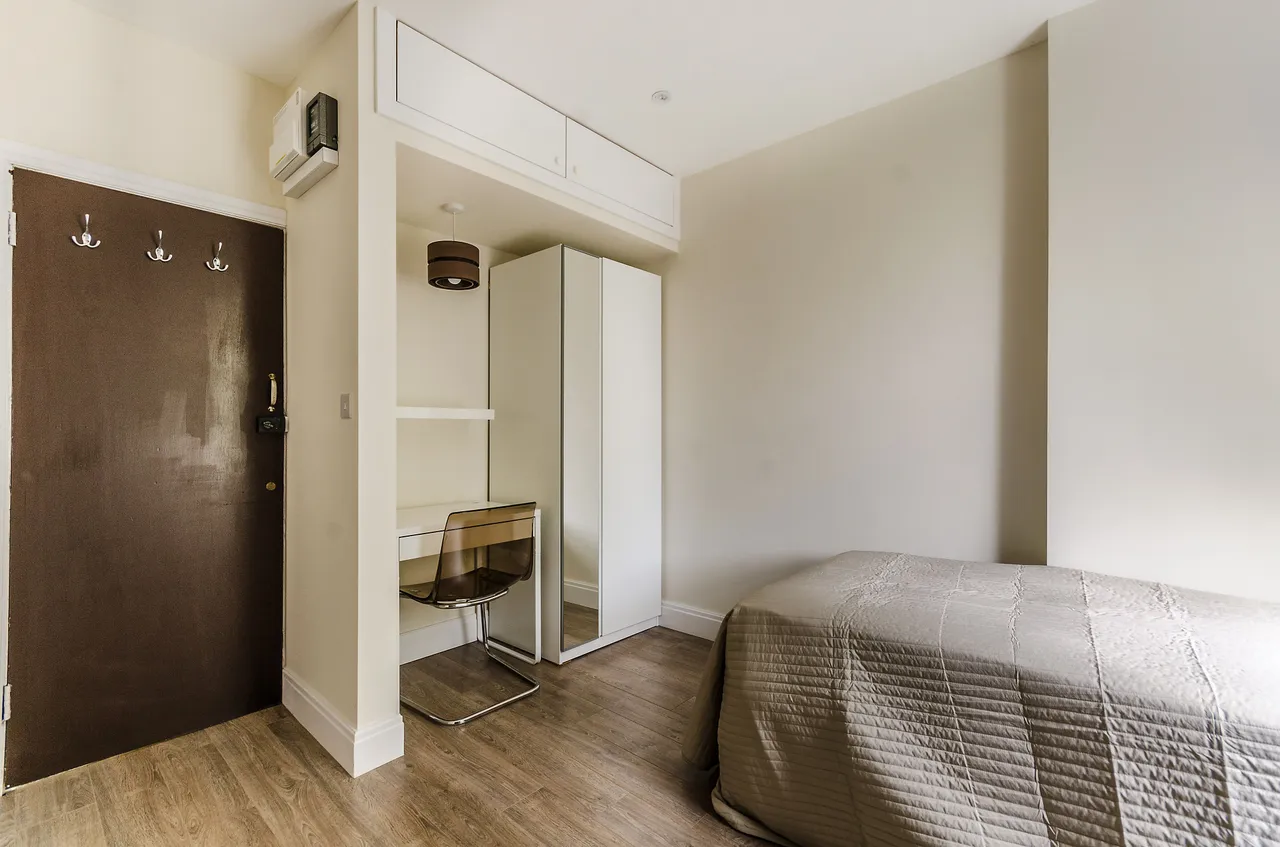 Flat 60, 22 Nevern Place, London, photo 5