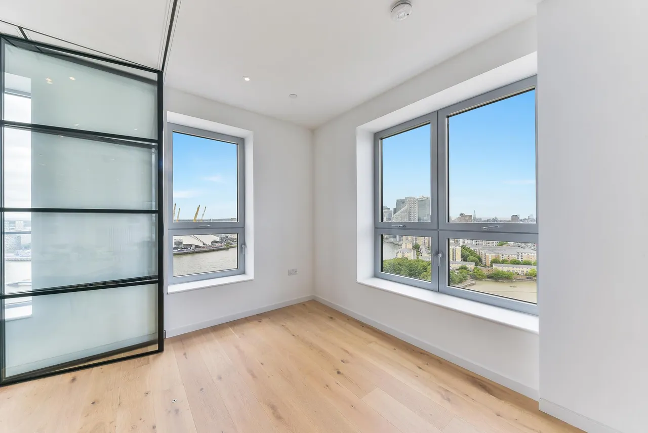 Douglass Tower, Goodluck Hope, E14, photo 4