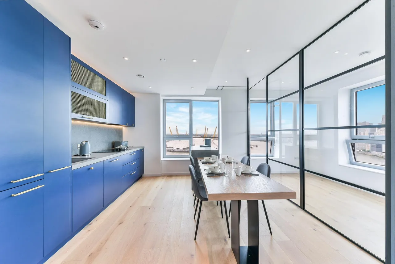 2 bed flat to rent, Douglass Tower, Goodluck Hope, E14