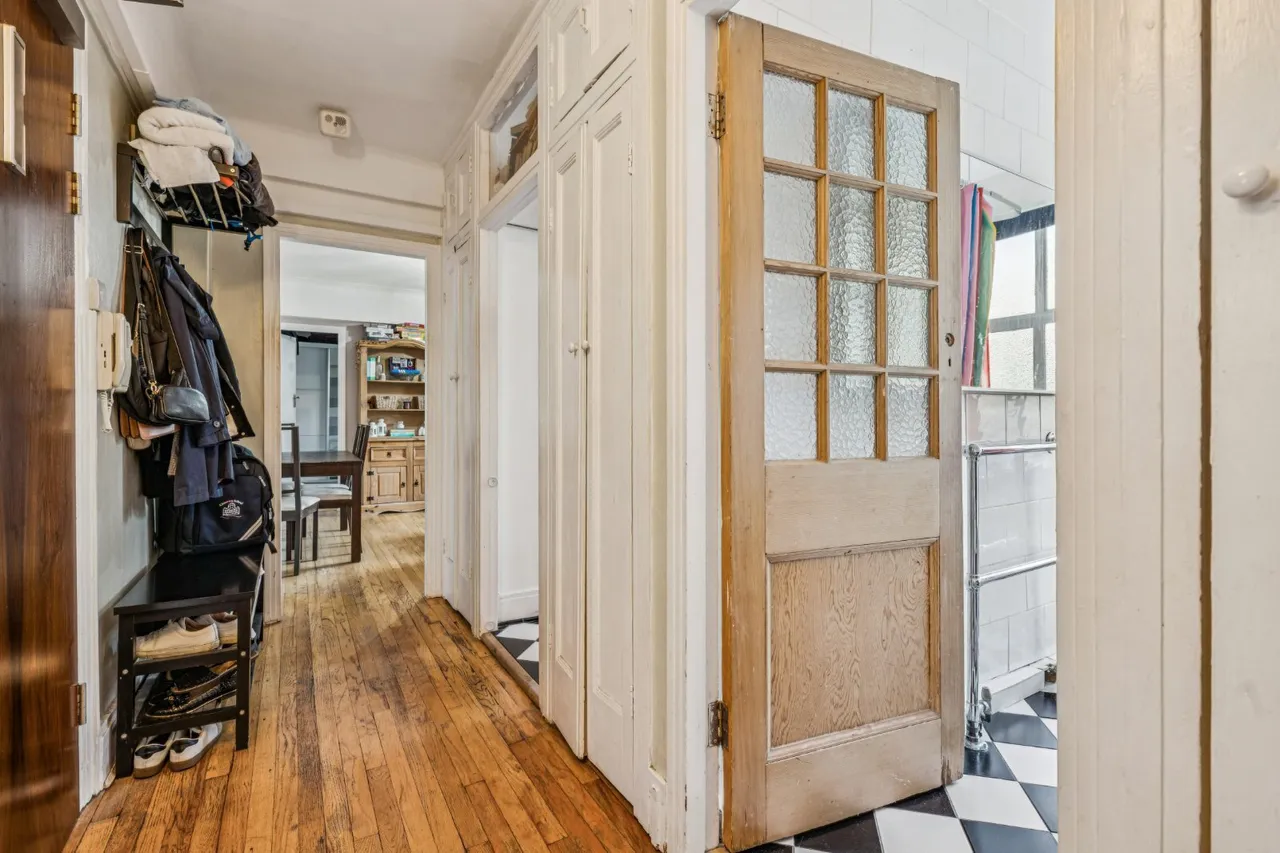 Sutton Lane North, London, W4, photo 9