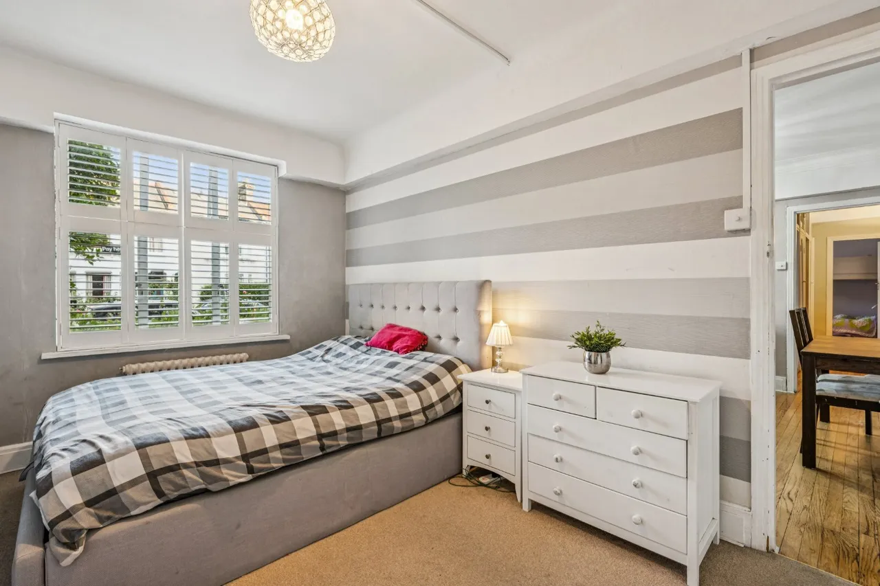 Sutton Lane North, London, W4, photo 6