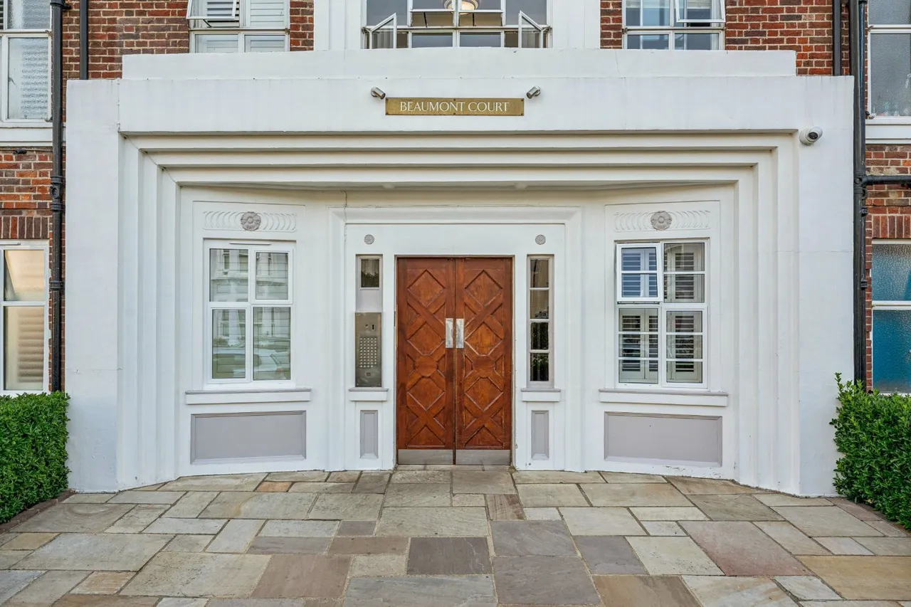 Sutton Lane North, London, W4, photo 11