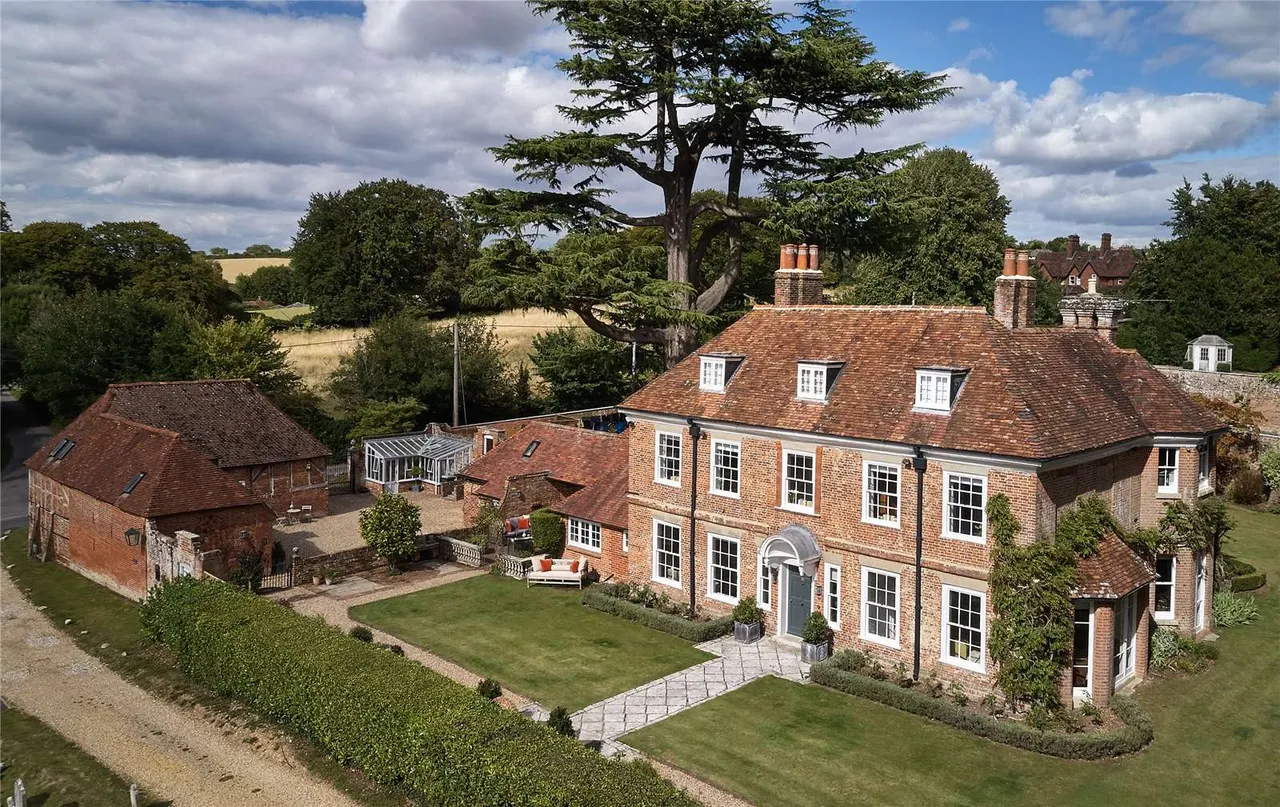 7 bed house for sale — Church Lane, Twyford, Winchester, Hampshire, SO21 1NT