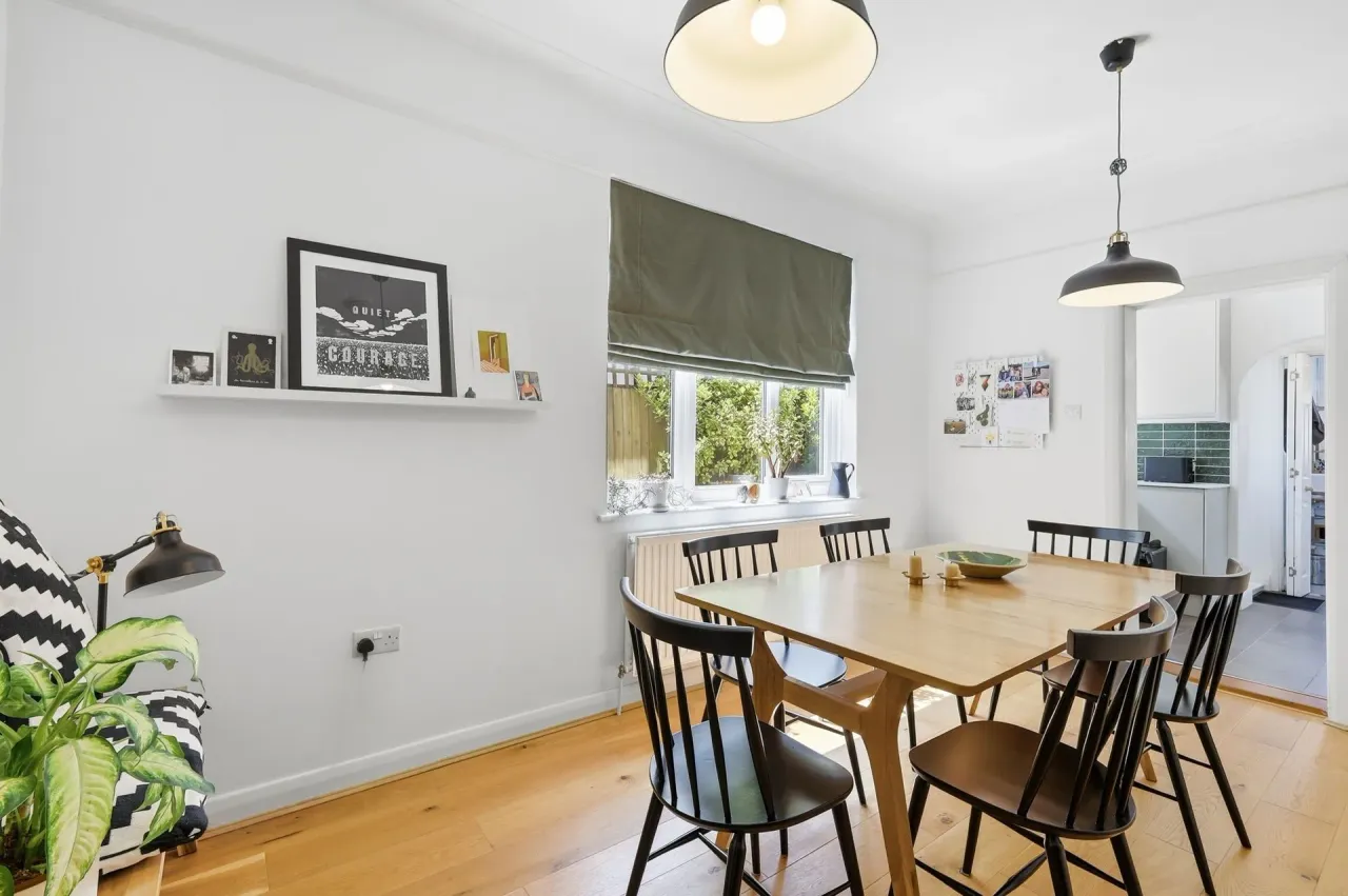Newport Road, Leyton, E10, photo 9