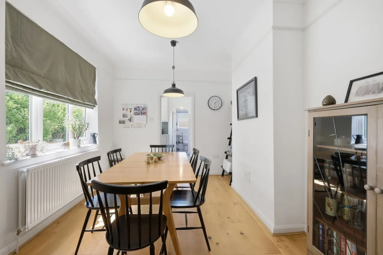 Newport Road, Leyton, E10, photo 7