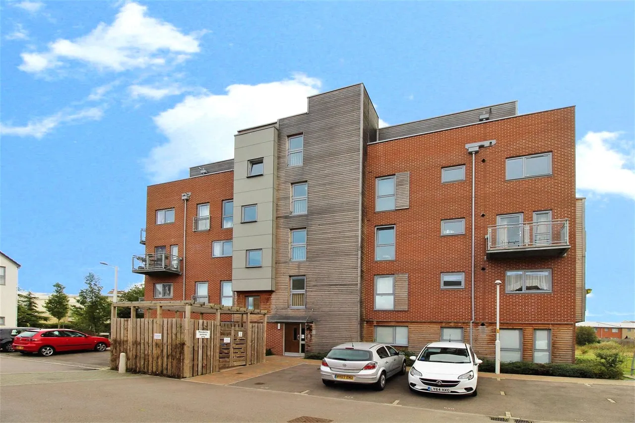 1 bed flat to rent, Stones Avenue, DA1