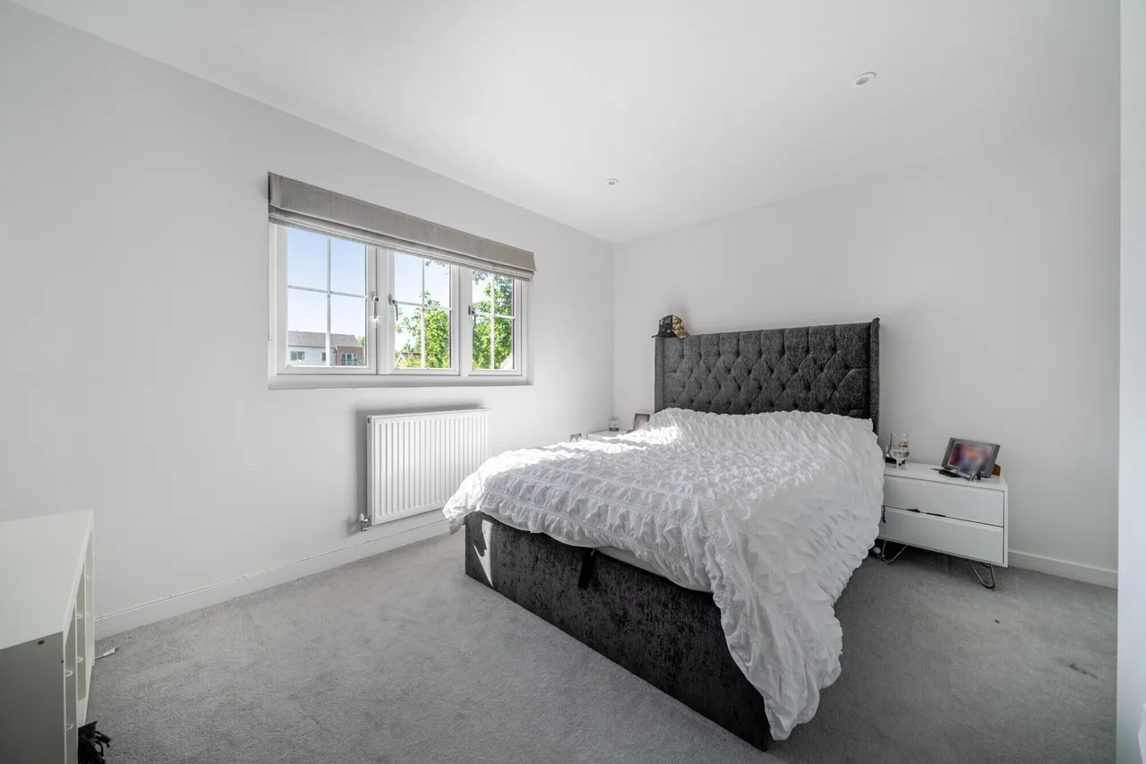 Award Road, Fleet, GU52, photo 9