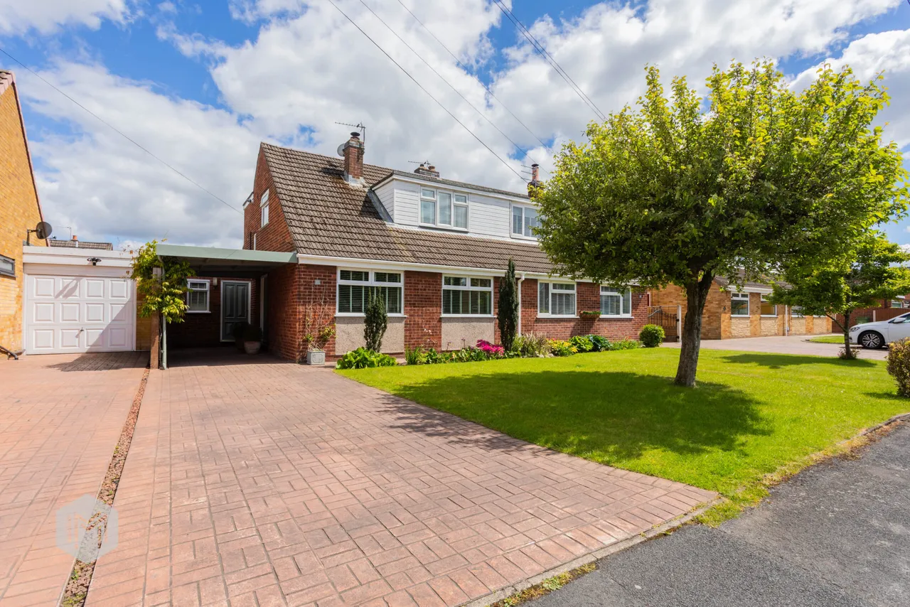 Maythorn Avenue, Croft, Warrington, WA3 7HP, photo 25
