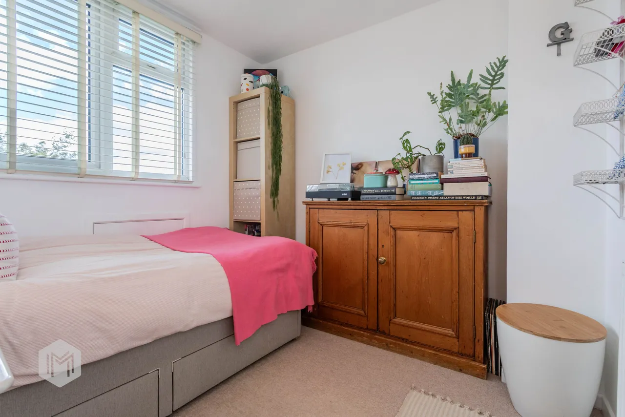 Maythorn Avenue, Croft, Warrington, WA3 7HP, photo 16