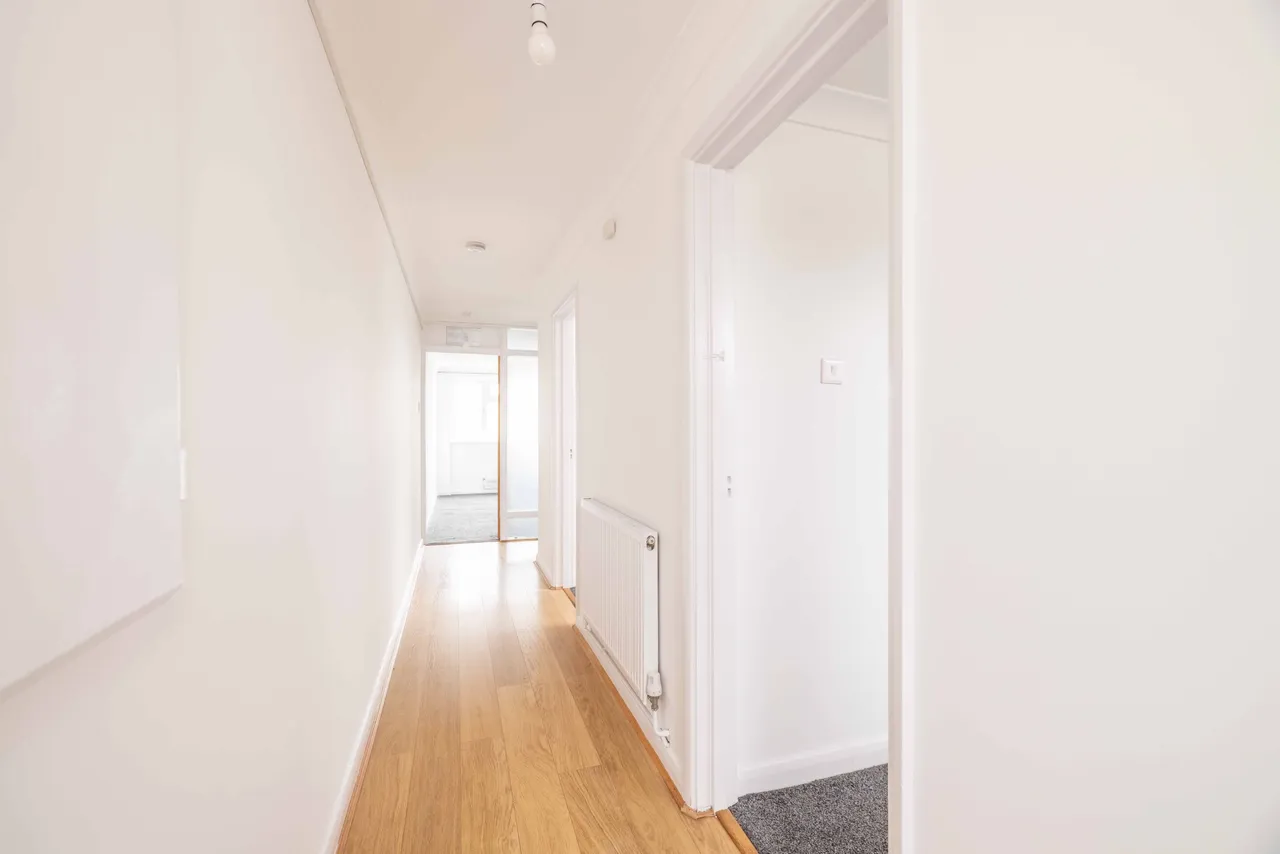 Longmead, Windsor, Berkshire, SL4 5QB, photo 6