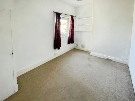 Park Lane, Swindon, SN1, photo 6