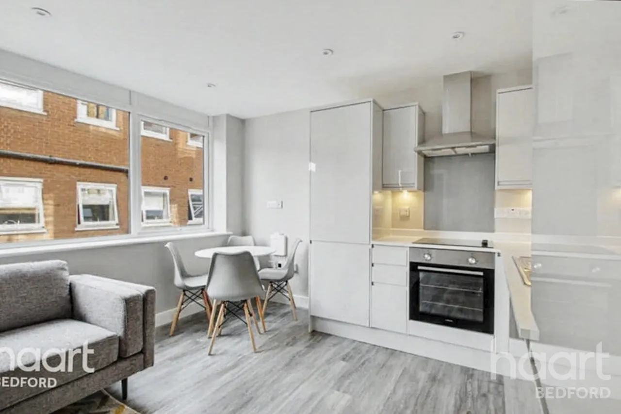 Mill Street, MK40, photo 3