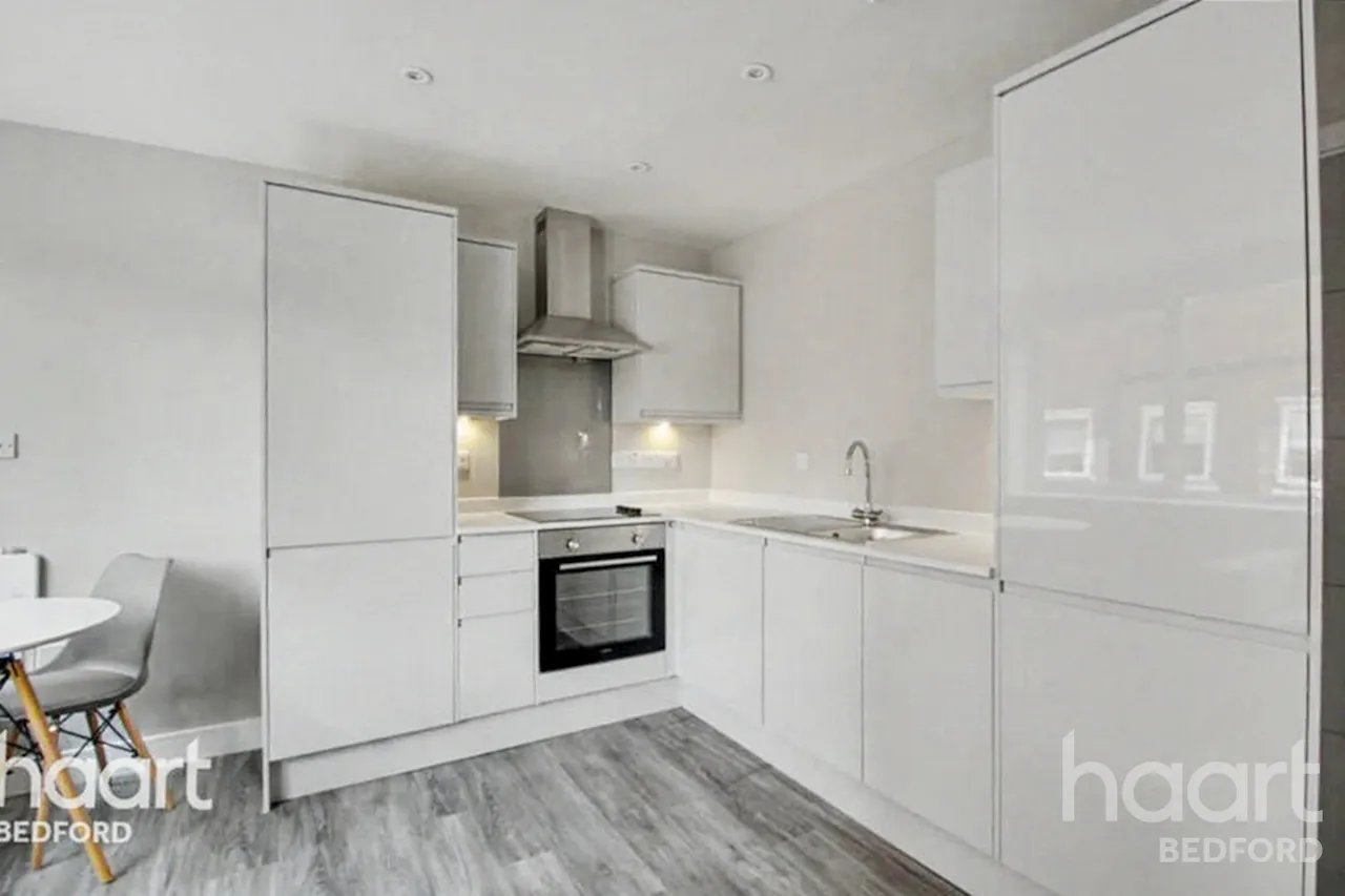 Mill Street, MK40, photo 4