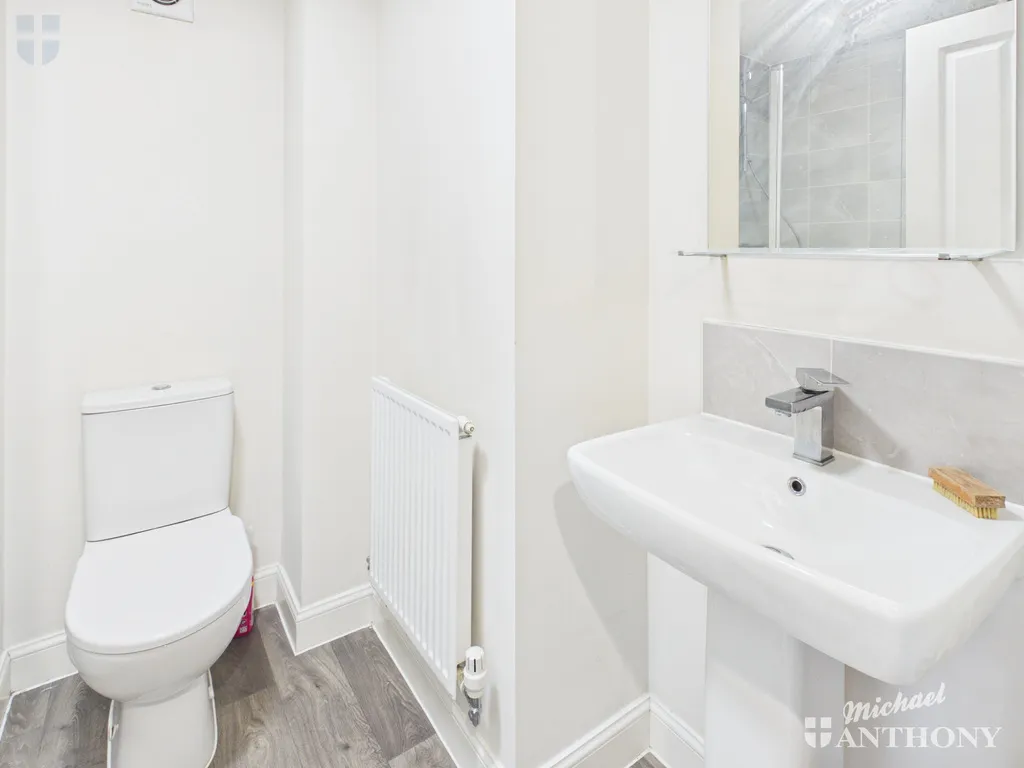 Darter Street, Broughton, HP22, photo 10