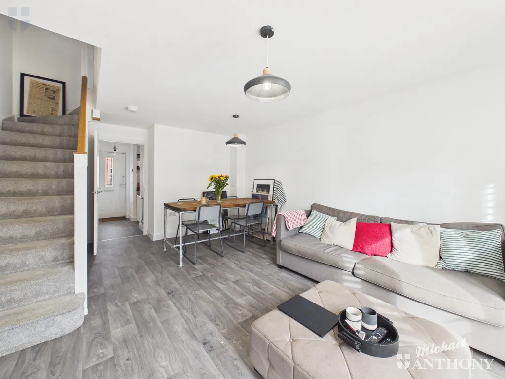 Darter Street, Broughton, HP22, photo 2