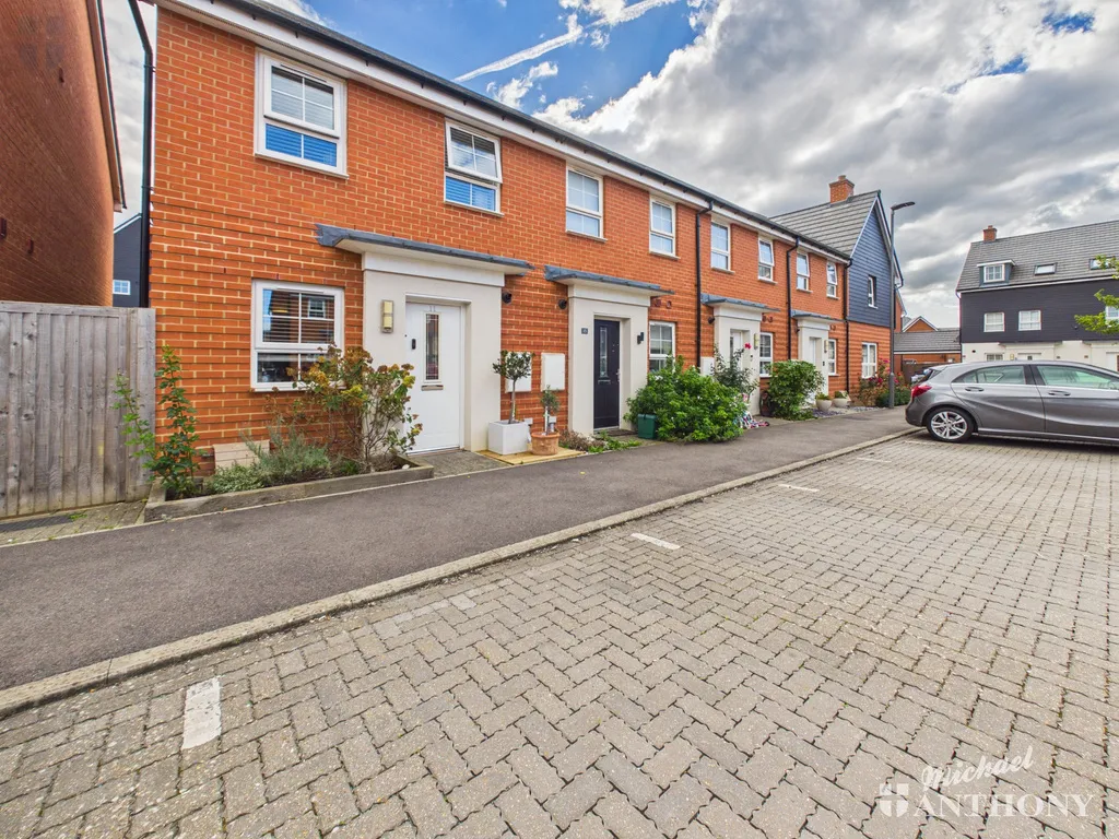 Darter Street, Broughton, HP22, photo 13