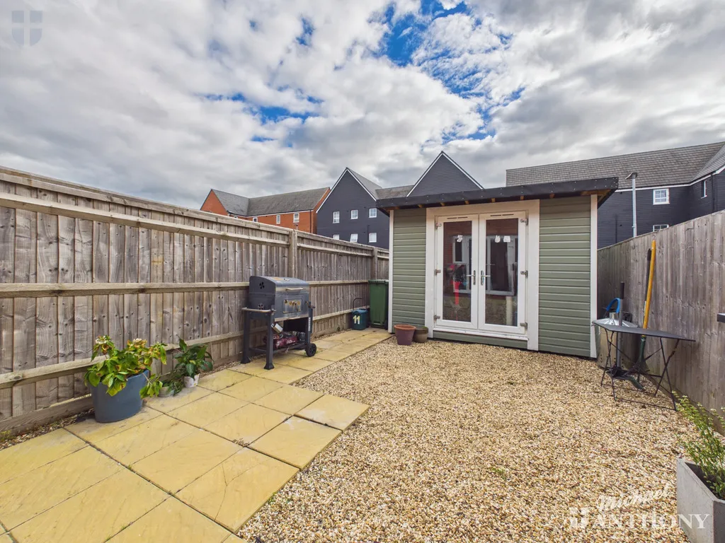 Darter Street, Broughton, HP22, photo 3