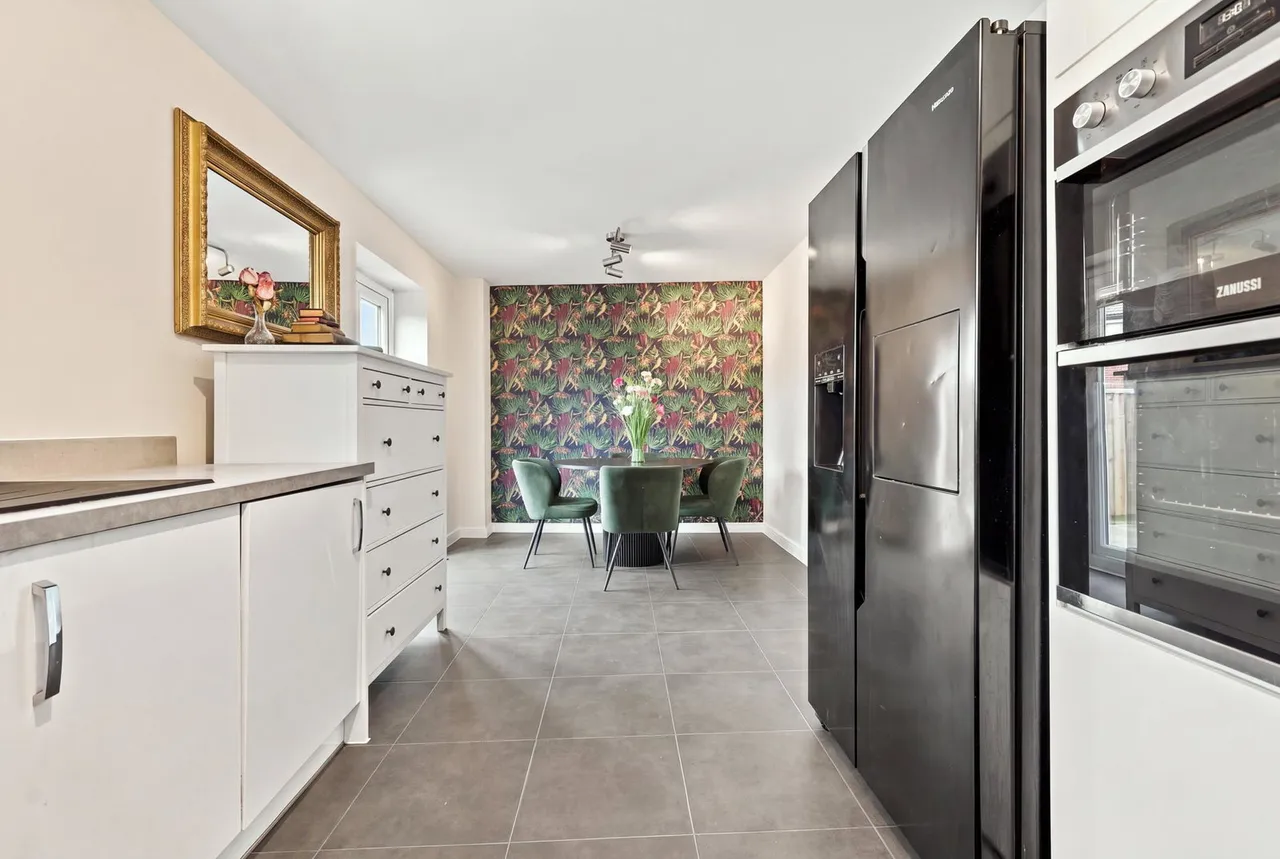 School Avenue, Dunton Fields, SS15, photo 11