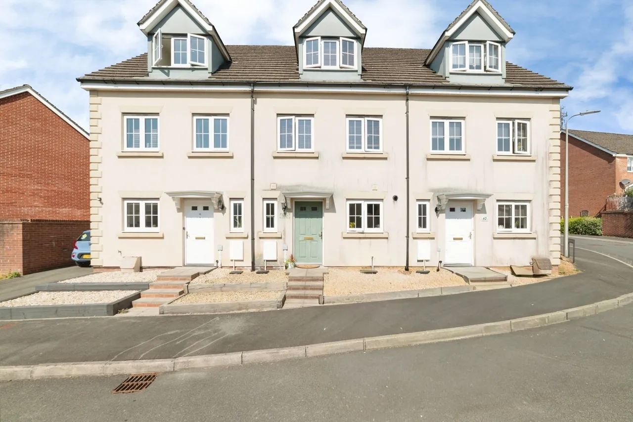 3 bed land for sale, Meysydd Y Coleg, Carmarthen, SA31