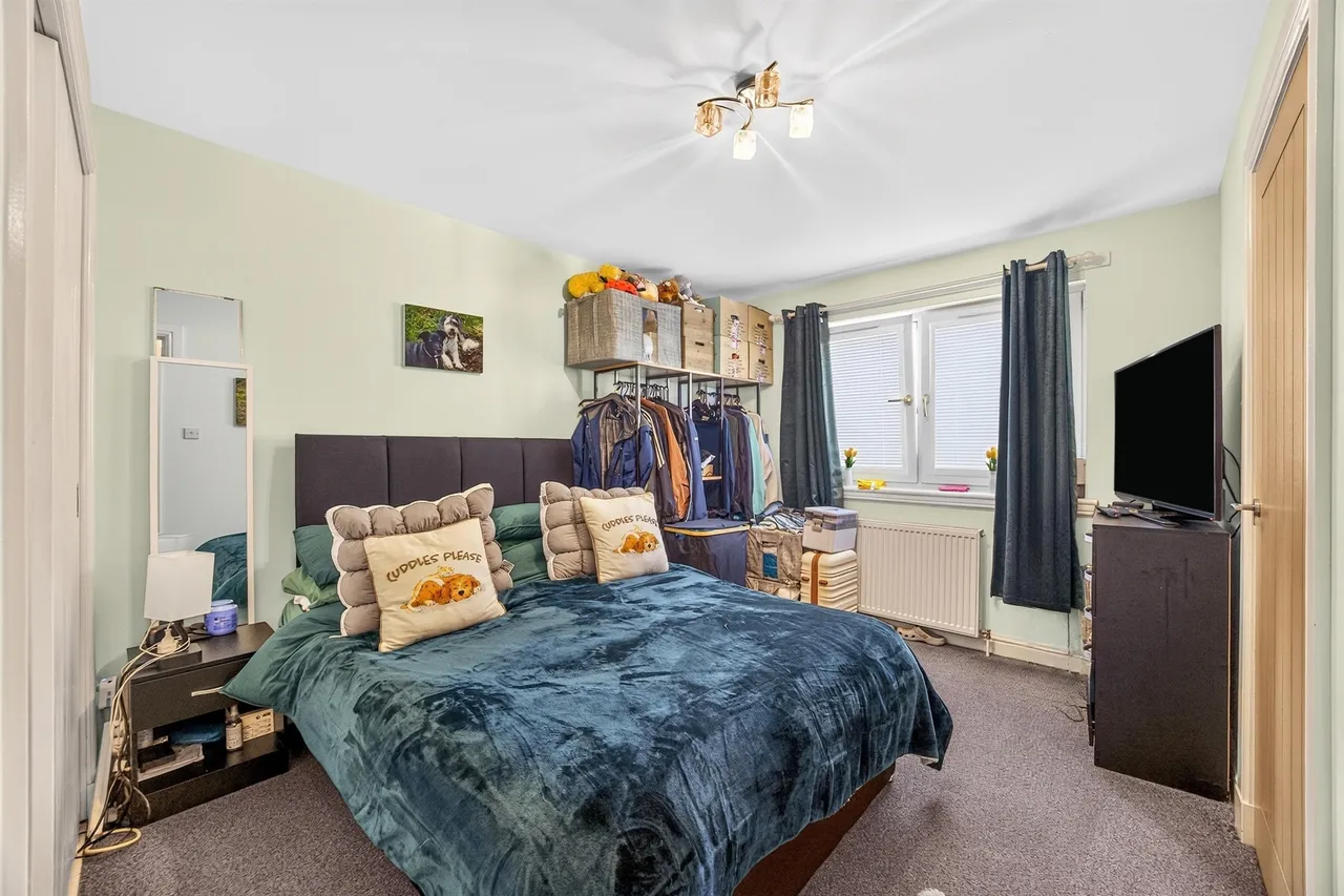 Newlands Court, Bathgate, EH48, photo 8