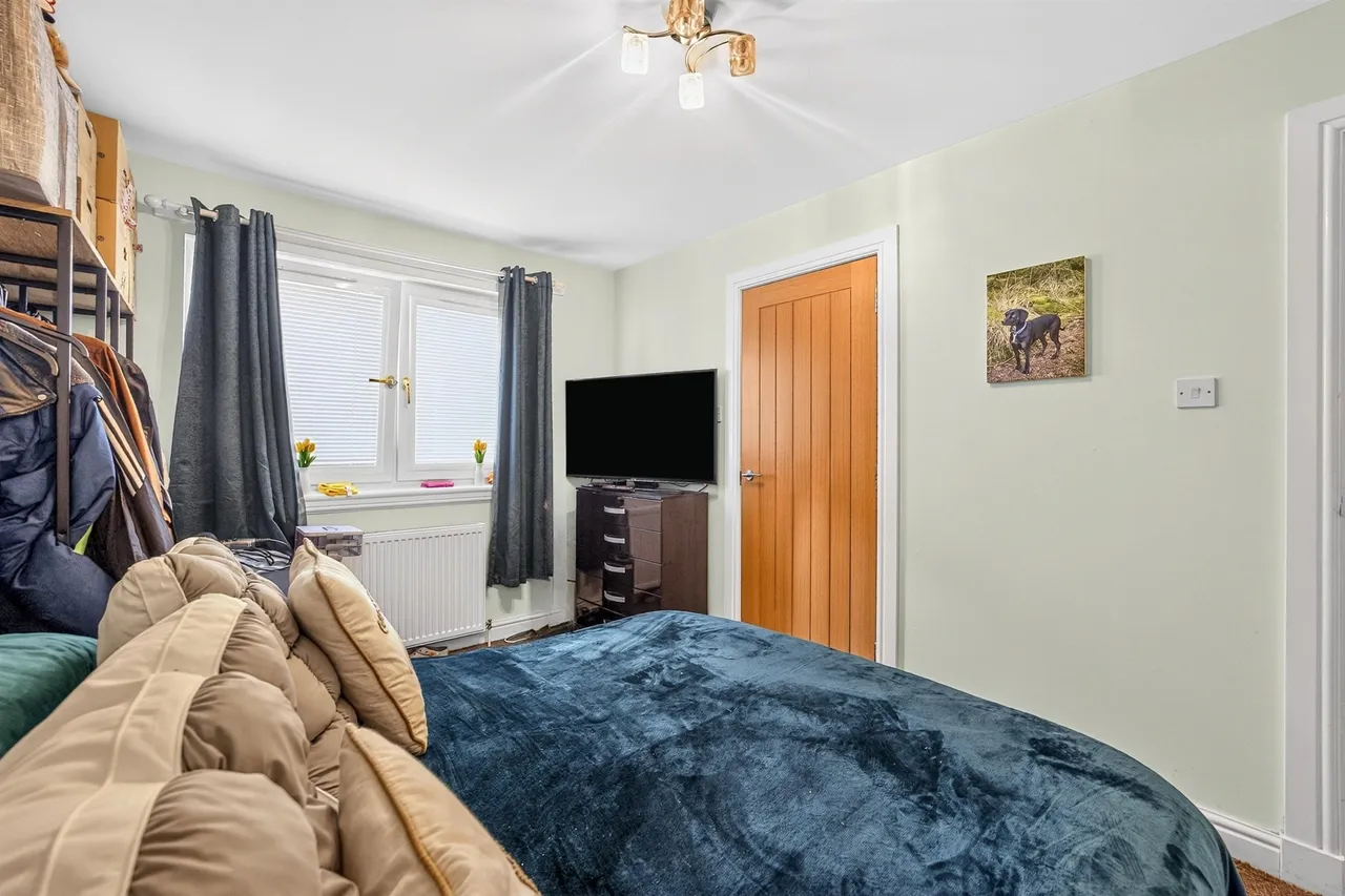 Newlands Court, Bathgate, EH48, photo 16