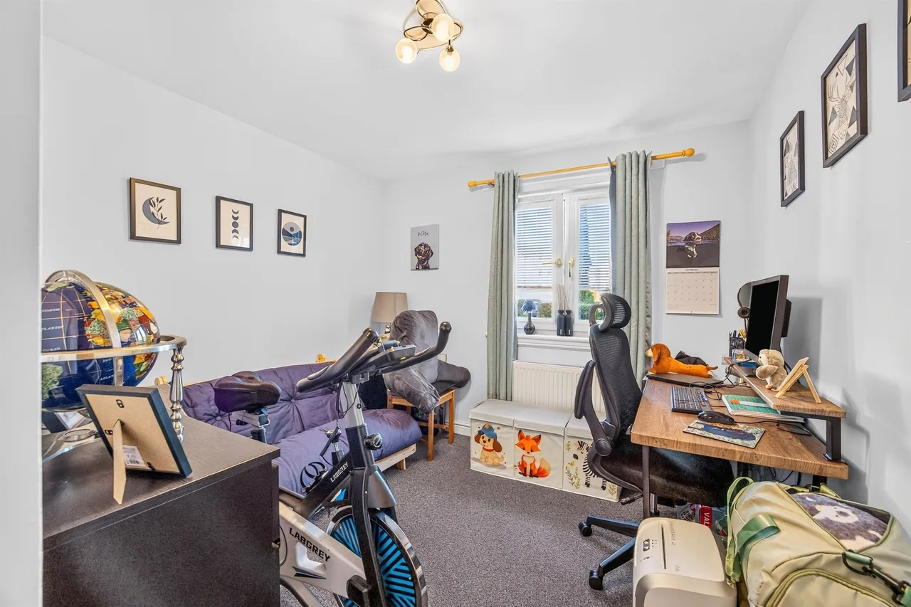 Newlands Court, Bathgate, EH48, photo 10