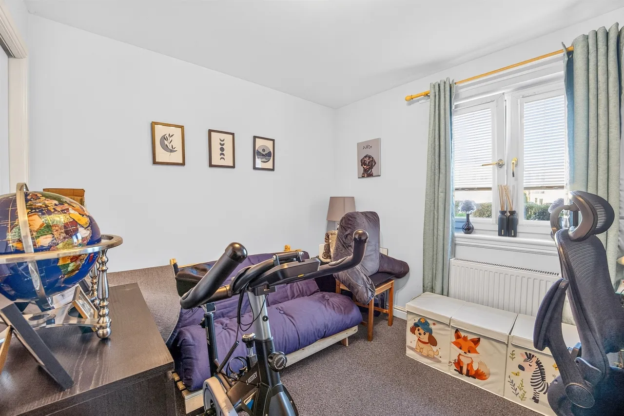 Newlands Court, Bathgate, EH48, photo 18