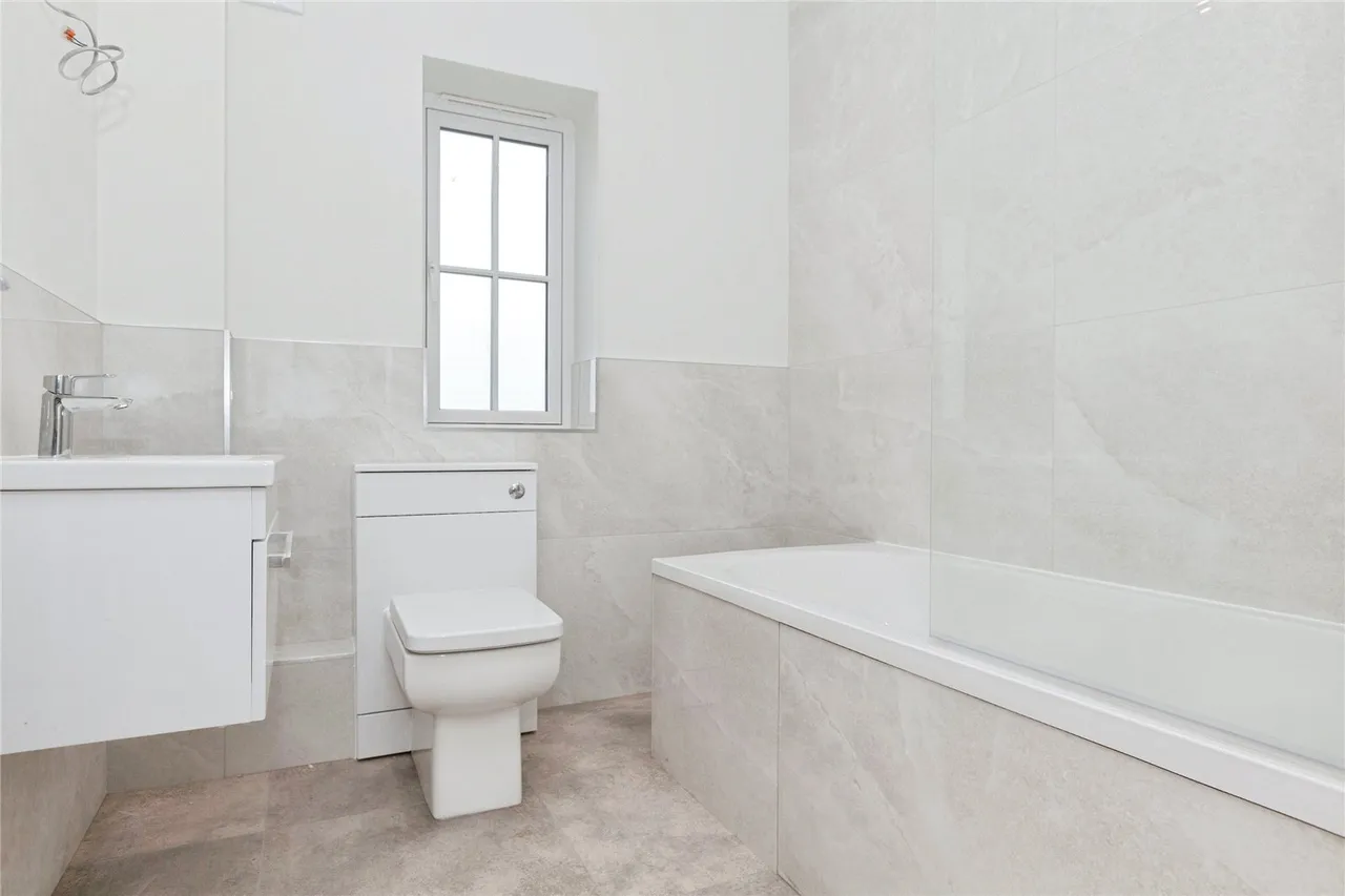 Main Road, Kirby Bellars, LE14, photo 18