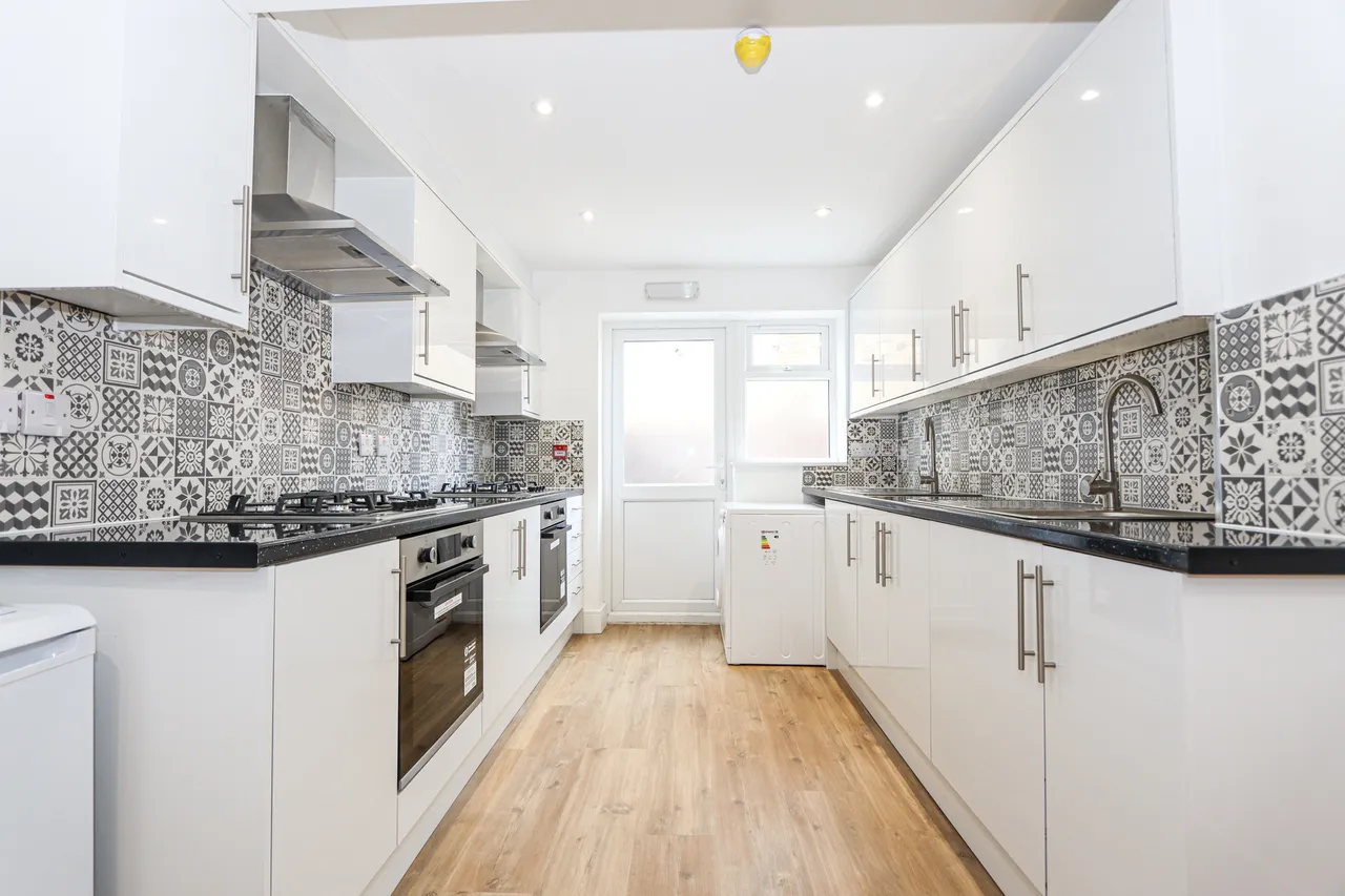 1 bed house to rent, Orchard Avenue, Southall, UB1