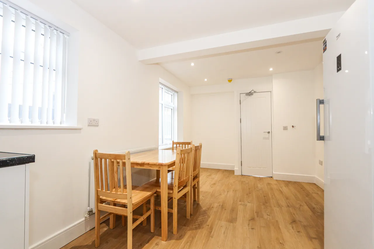 Orchard Avenue, Southall, UB1, photo 5