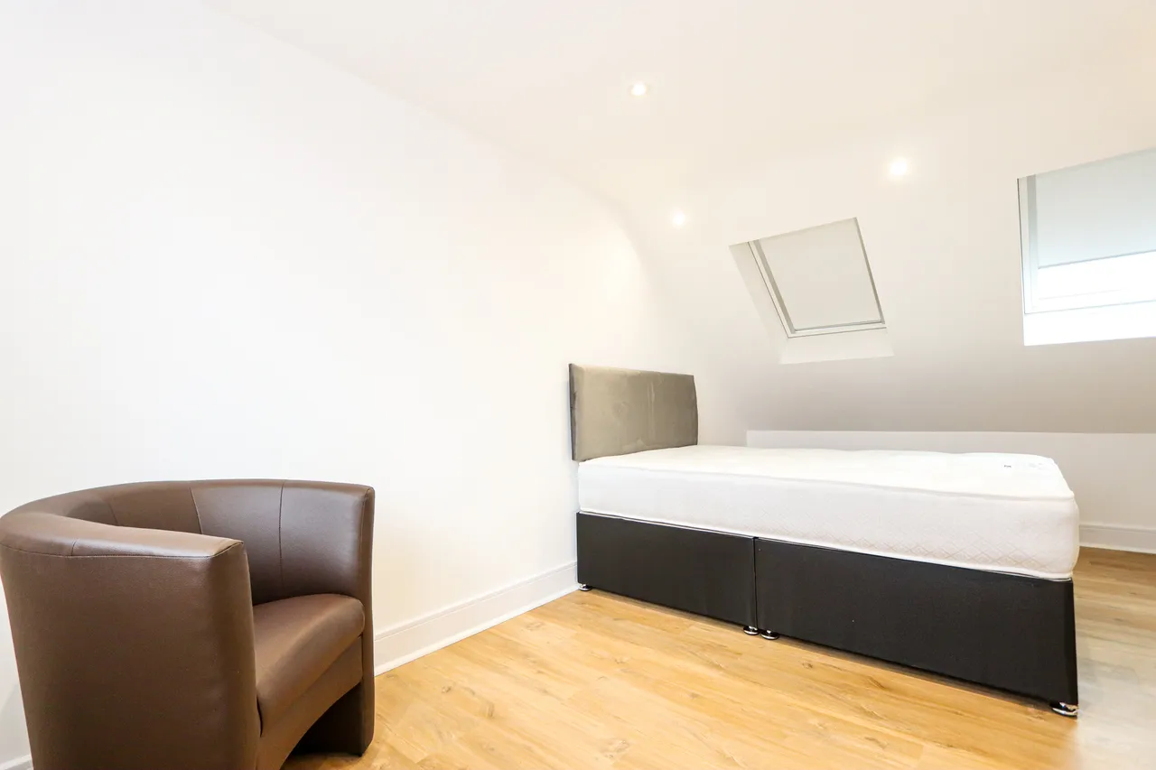 Orchard Avenue, Southall, UB1, photo 4