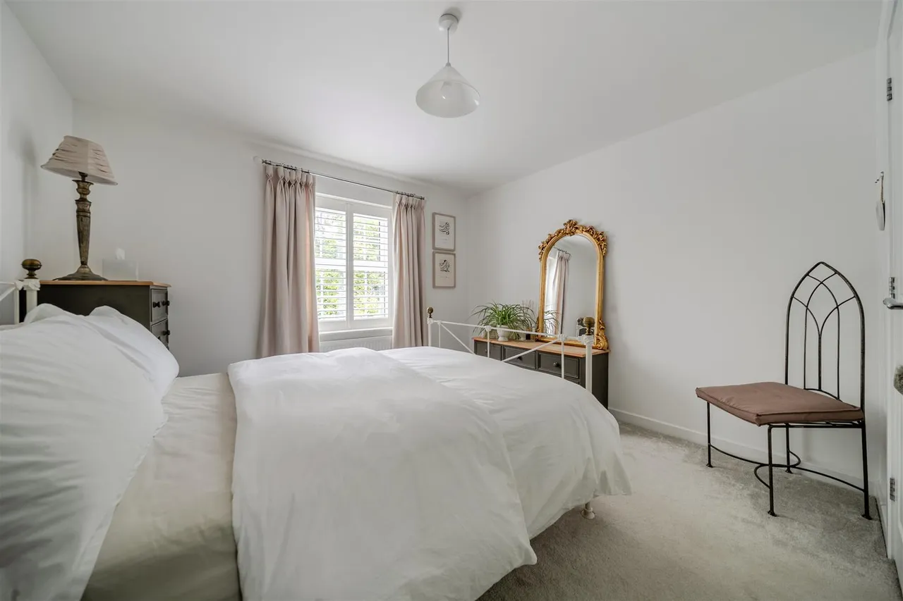 Erghum Lane, Devizes, SN10, photo 11