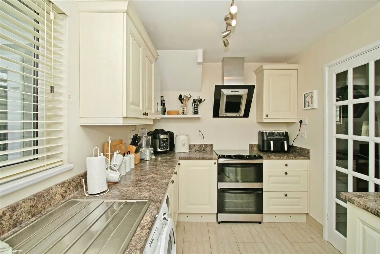 Lowen Way, Threemilestone, TR3, photo 2