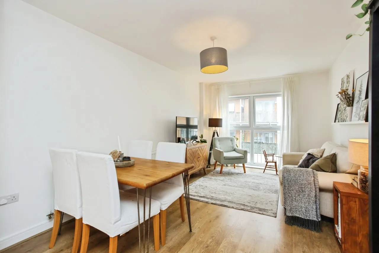 Sovereign Way, Tonbridge, TN9, photo 2
