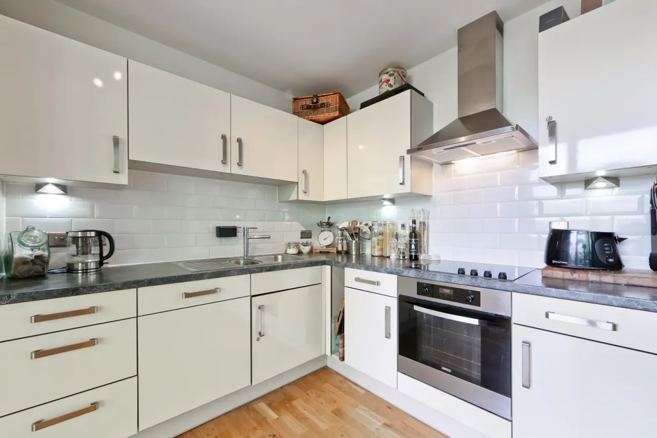 Garland Close, London, SE1, photo 5