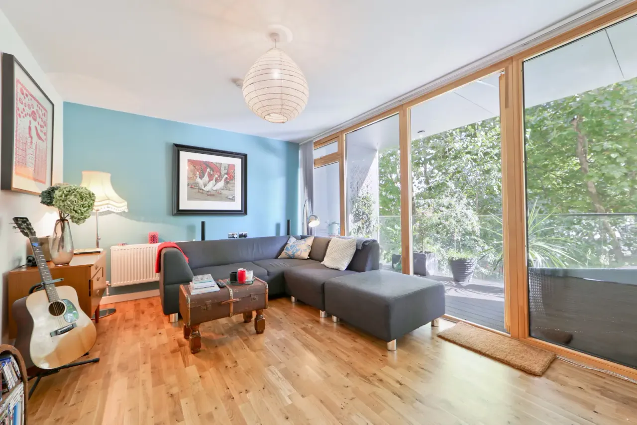 Garland Close, London, SE1, photo 3