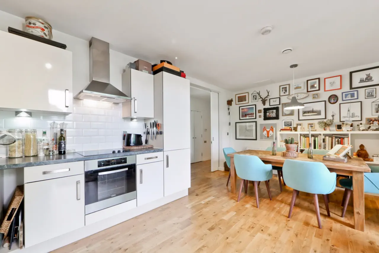 Garland Close, London, SE1, photo 6