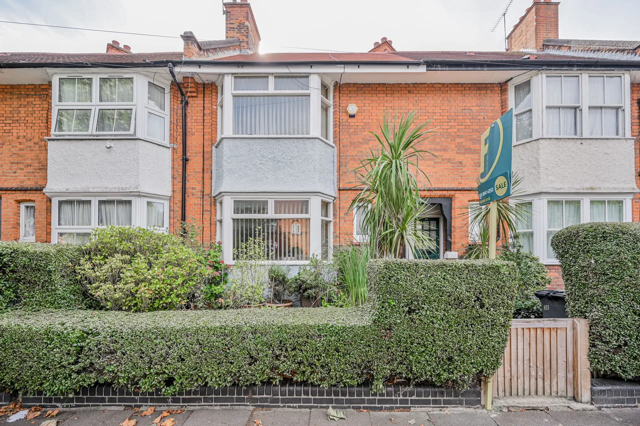 London, N17, photo 10