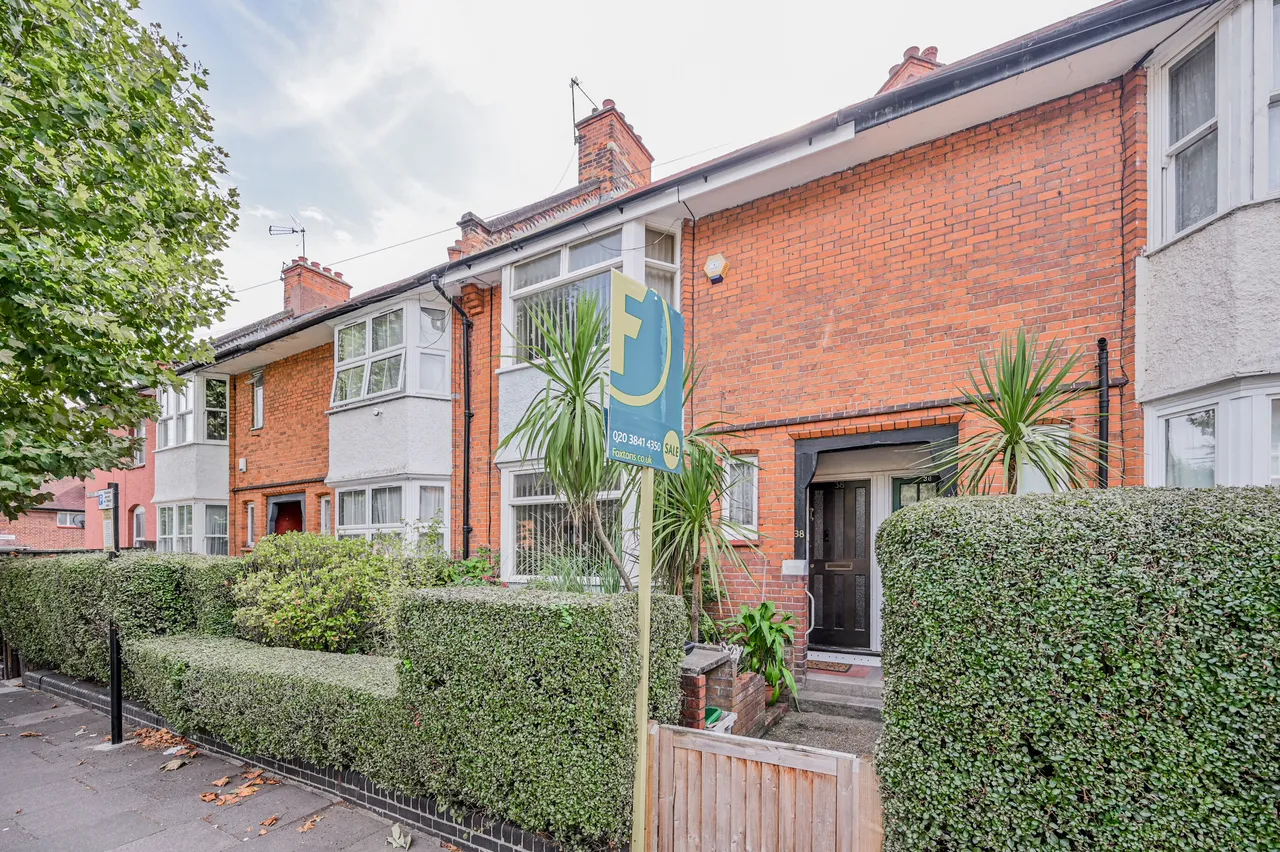 London, N17, photo 13