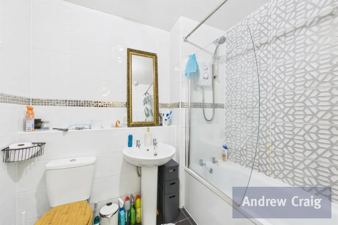 Appletree Court, Gateshead, NE8, photo 6