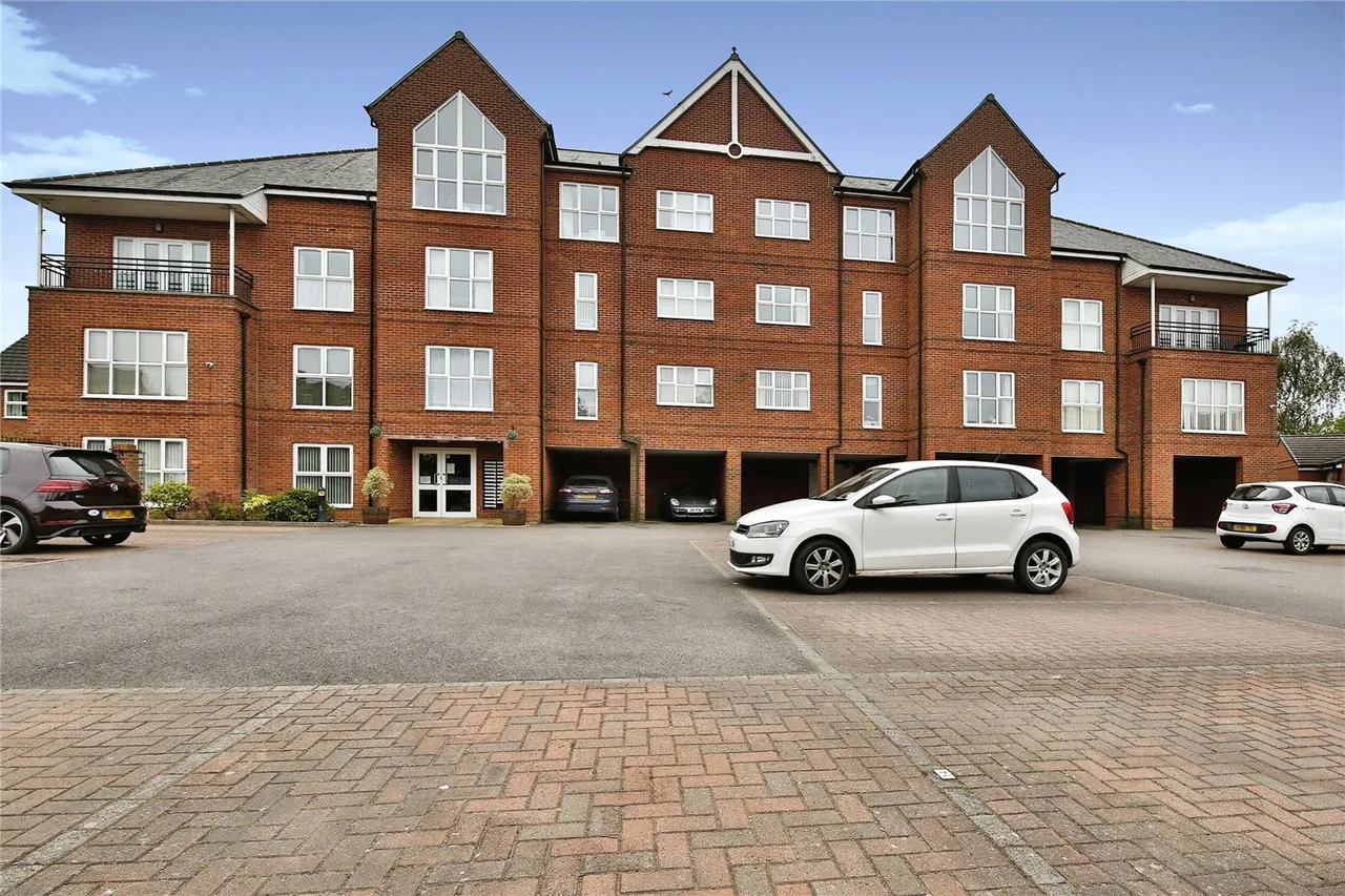 2 bed flat for sale — Roundhaven, Durham, DH1