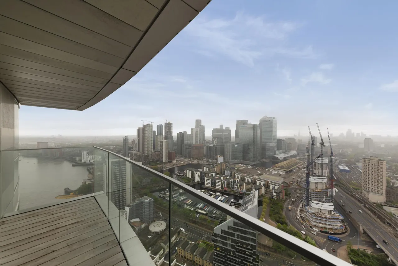 Biscayne Avenue, Canary Wharf, E14, photo 12